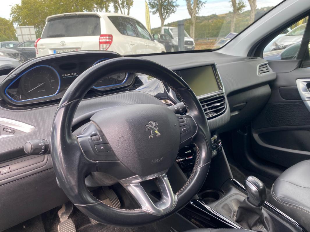 Peugeot 2008 - BUSINESS Allure 1.2 110cv